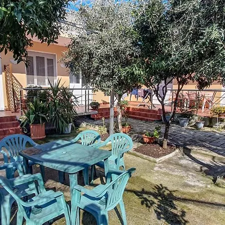 Апартаменты Berti *